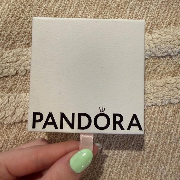 Pandora Silver Keyring Brand New in Box - Picture 5 of 5